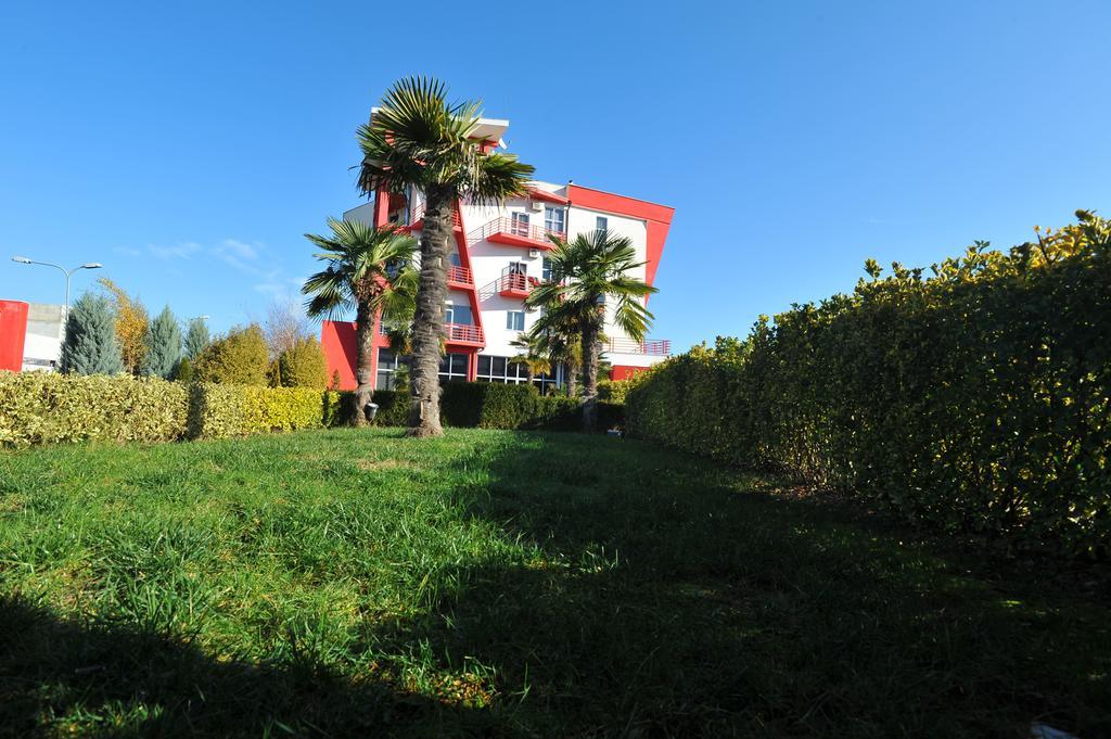 Hotel Class Vorë Exterior foto