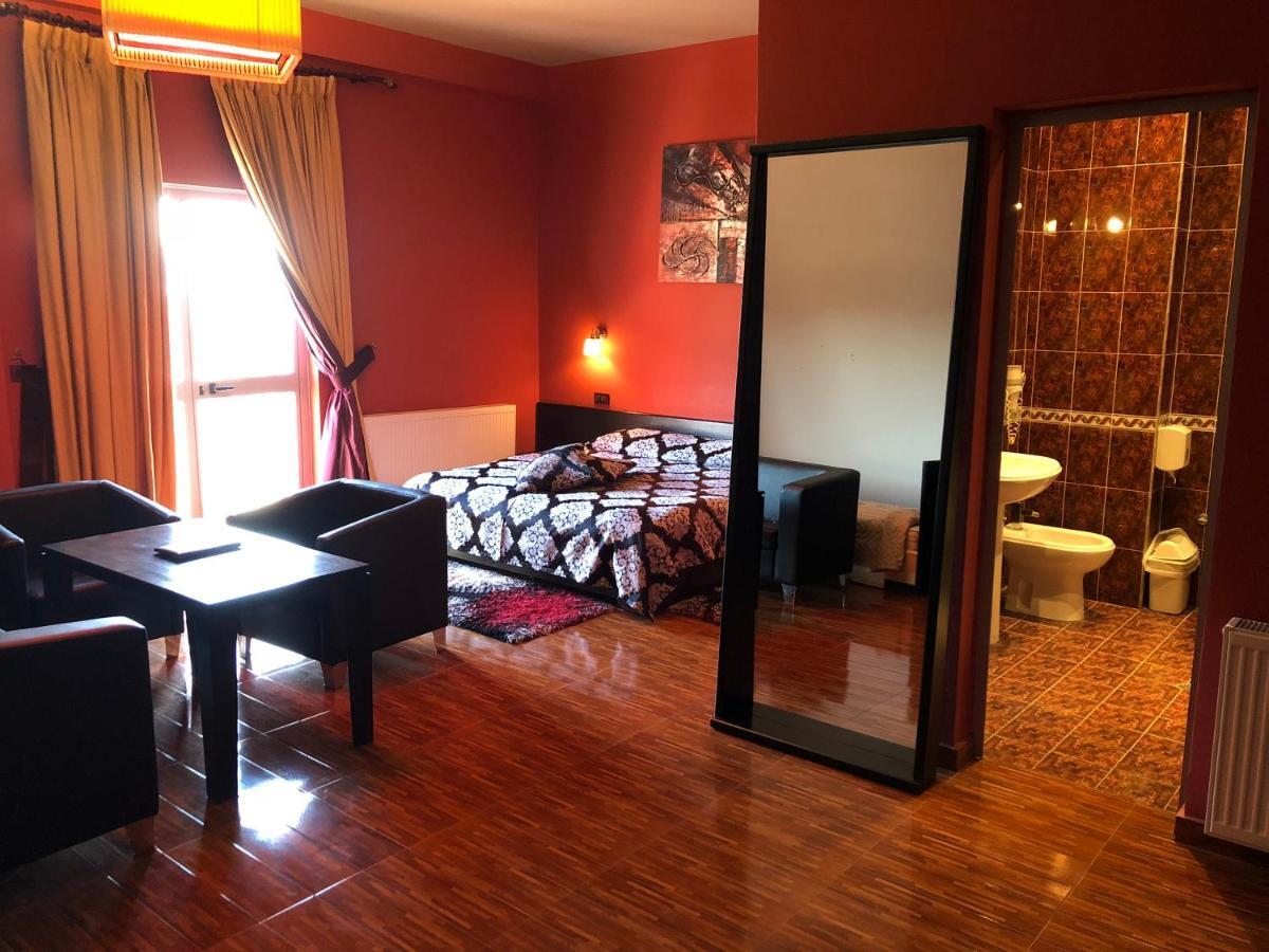 Hotel Class Vorë Habitación foto